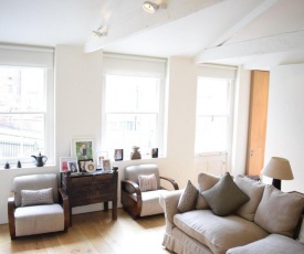 Incredible 2-Bedroom Flat in South Kensington