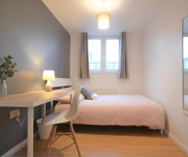 Lovely double bedroom in Brick Lane f2i