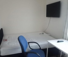 Lovely Room 6mins Tube Colindale Bunt Oak Mill Hill Broadway