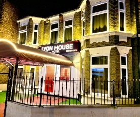 Lyon House Hotel