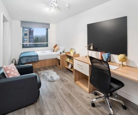 Modern Studios in Trendy Islington